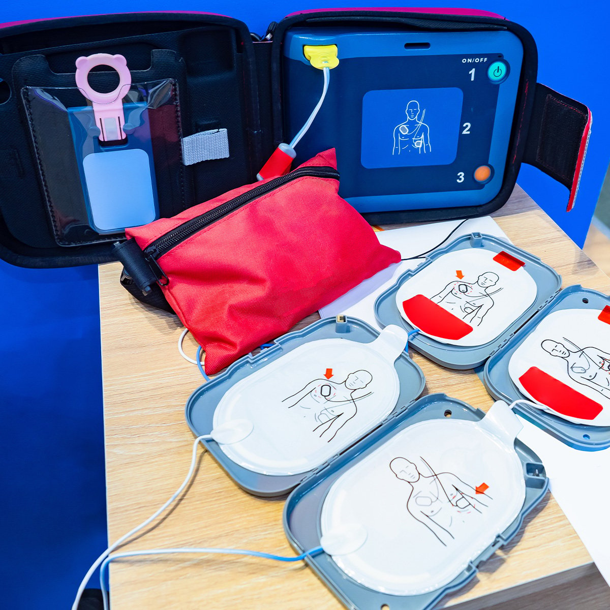 open-defibrillator-kit-on-table